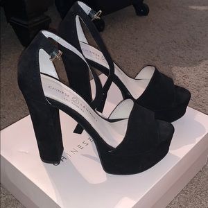 Chinese Laundry Avenue 2 micro suede platform